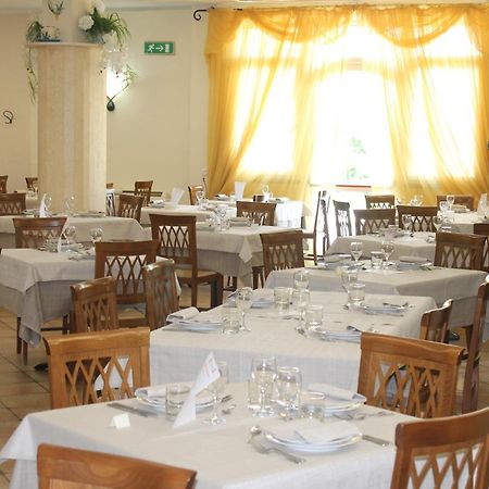 Hotel Ristorante La Torretta Bianzè Eksteriør bilde