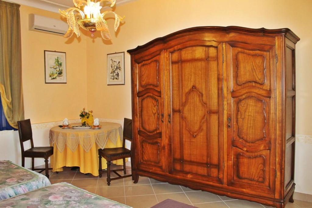 Hotel Ristorante La Torretta Bianzè Eksteriør bilde